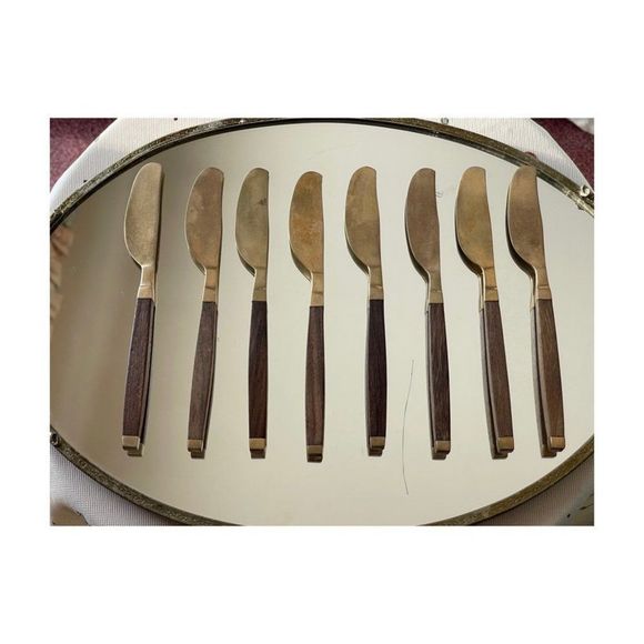 Vintage Brass & Walnut Wood Butter Knife Set of 8 - Picture 7 of 9